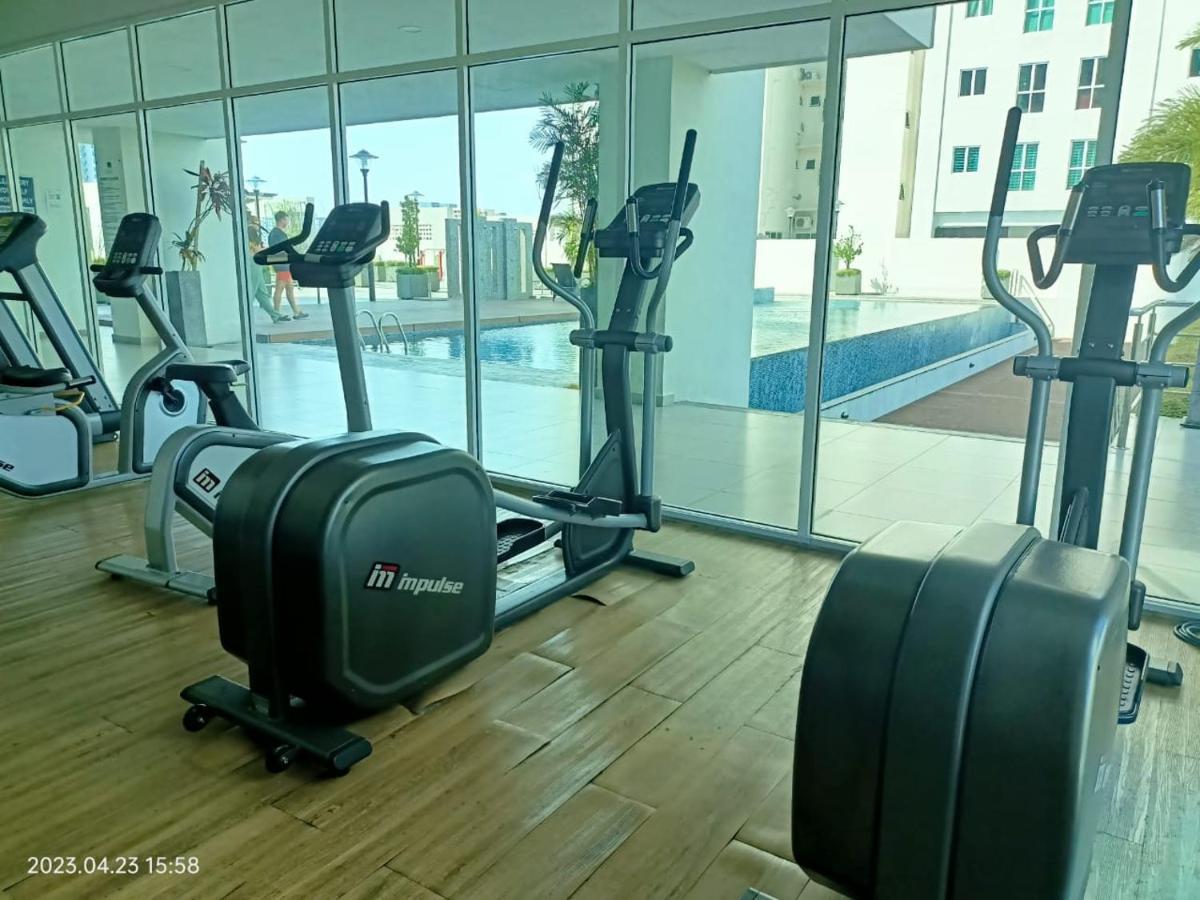 City Town Condo: Cozy Penang Retreat with Beautiful Views George Town Exterior photo